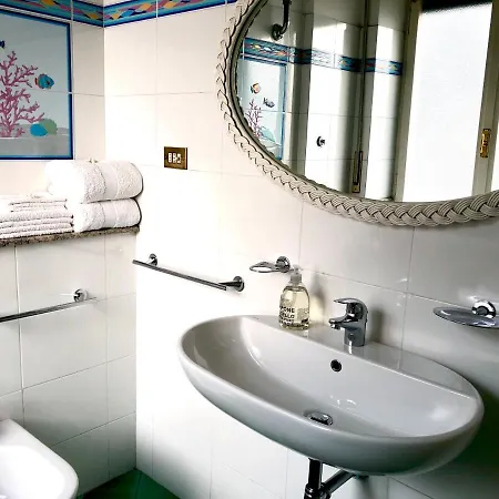 Апартаменты Questa Casa Non E Un Ciu-atr 9390-9 Рим