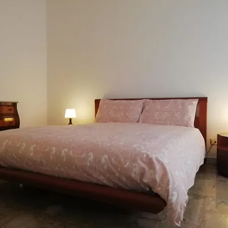 Questa Casa Non E Un Ciu-atr 9390-9 *