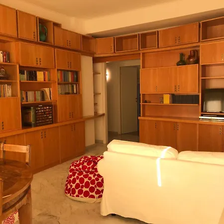 Questa Casa Non E Un Ciu-atr 9390-9 *