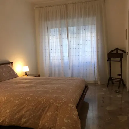 Questa Casa Non E Un Ciu-atr 9390-9