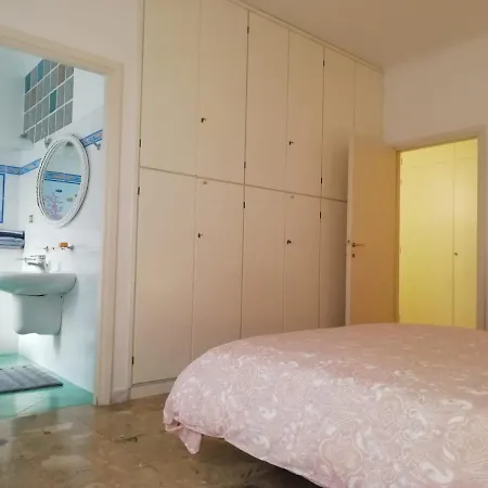 Questa Casa Non E Un Ciu-atr 9390-9 *