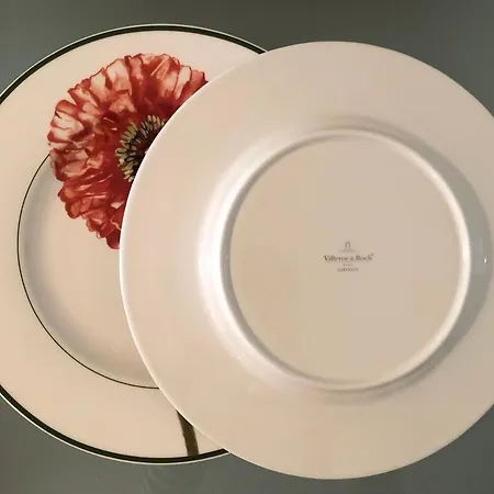 Questa Casa Non E Un Ciu-atr 9390-9 아파트 *